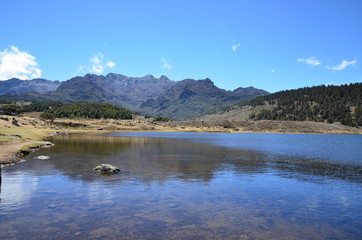 Fototapeta na wymiar Wanderung an der Laguna Negra