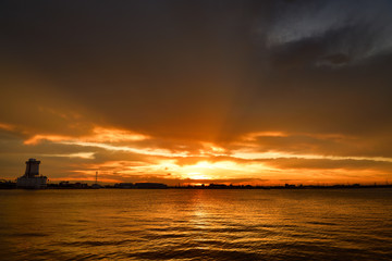 朝焼けからの日の出