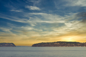 2020-01-02 A SUNDOWN IN THE PUGET SOUND