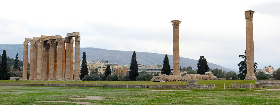 temple of jeus, athens, greece