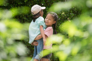 Fototapeta premium happy children playing and having fun in summer