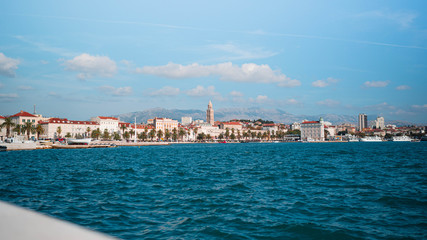 Fototapeta na wymiar view of the city of split in croatia