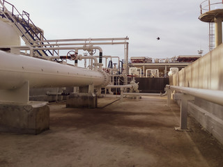 Heat exchanger in a refinery