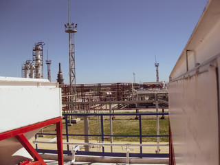 Naklejka premium Oil refinery