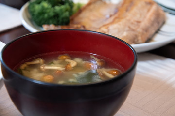 なめこの味噌汁クローズアップ / 日本の食卓イメージ