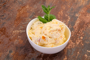 Curd with dry apricot