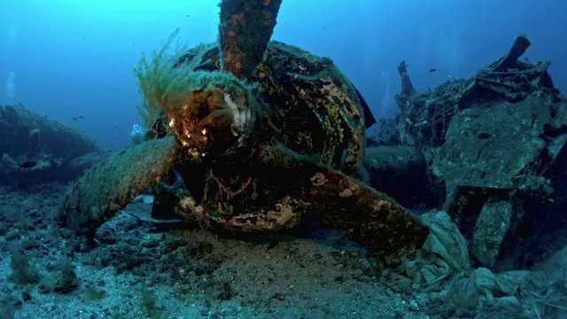 B24 WRECK PROPELLER