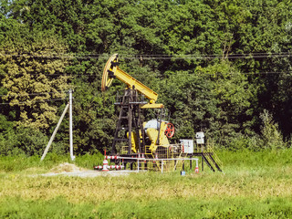 Pumping unit as the oil pump installed on a well