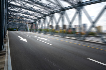 Fototapeta na wymiar The Waibaidu Bridge in Shanghai, China