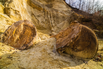 Trovantii – the strangest living stones in Romania.