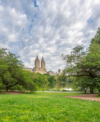 Naklejka premium Central Park, New York City at the lake