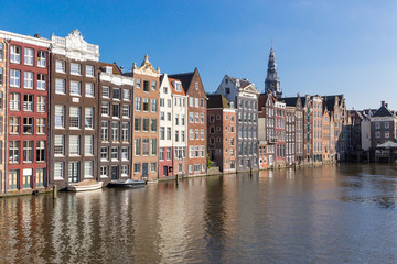 Naklejka premium Amsterdam Damrak Leaning Canal Houses