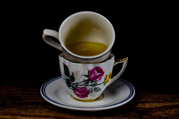 greenb tea and the tea cup