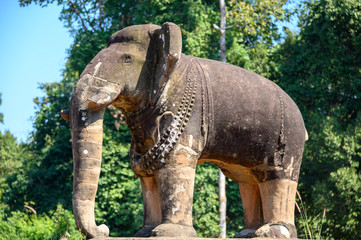 Fototapeta na wymiar Elephant de pierre baray oriental