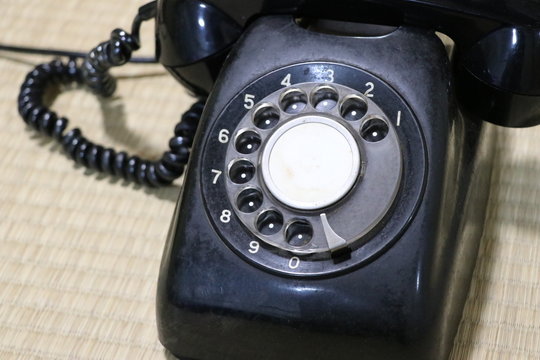 黒電話 Images Browse 445 Stock Photos Vectors And Video Adobe Stock