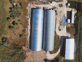 Hangar of galvanized metal sheets for storage of agricultural products
