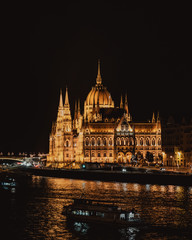 Fototapeta na wymiar Hungarian parliament building in Budapest Hungary