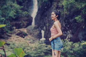 Naklejka premium Hiking people traveling with backpack in mountains