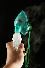Inhalation mask with steam