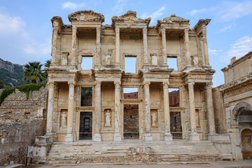 Obraz premium Library of Celsus, 2nd century Roman building in the ancient city of Ephesus, Izmir, Turkey