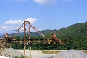 Big equipment of crushed stone factory