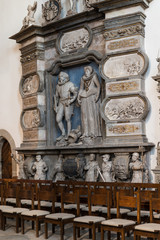 Fototapeta na wymiar Grabmal in der Stiftskirche in Öhringen