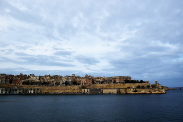 Widok z zatoki na Vallettę