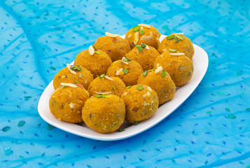 Indian Traditional Winter Sweet Food Methi Laddu Also Know as Methi Ke Laddu or Fenugreek Laddu Made From Fenugreek Seeds, Ginger, Saunf And Jaggery