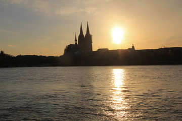 Domstadt Köln Rheinland, Architektur, Dom und Stadtbild