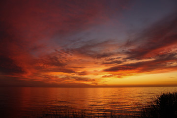 Fototapeta na wymiar Breathtaking Sunset, Palos Verdes Peninsula, South Bay of Los Angeles County, California