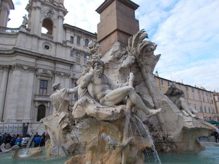 Fototapeta na wymiar Fontana dei Quattro Fiumi. Piazza Navona, Roma.