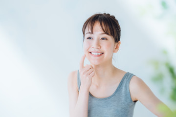 口・女性