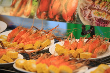 cooked shrimp street food in night market