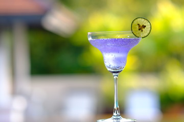 martini with olives