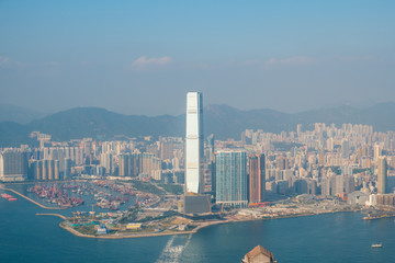 Fototapeta premium Skyline of Hong Kong, city aerial view from Victoria Peak