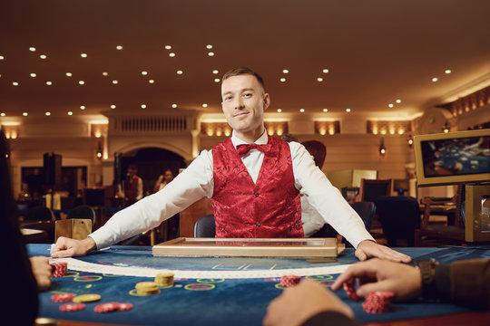 Casino Dealer Images – Browse 168,620 Stock Photos, Vectors, and Video |  Adobe Stock