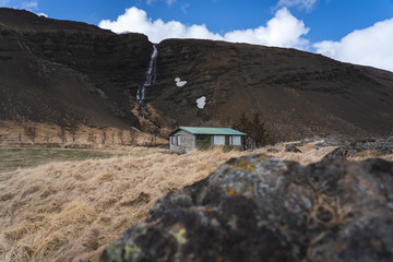 Abandoned cabin in Icelandic wilderness
