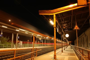 Bahnhof Crimmitschau bei Nacht