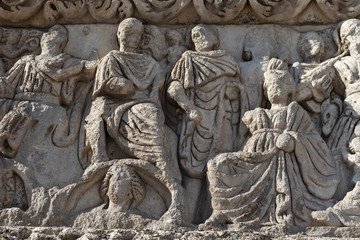 Fototapeta na wymiar Ancient Roman Arch of Galerius in Thessaloniki, Greece
