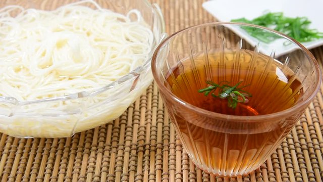 夏の味覚　素麺