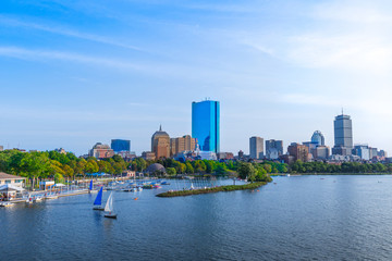 Fototapeta na wymiar Panoramic view of Boston downtown and historic center from the landmark Longfellow bridge over Charles River