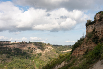 Fototapeta na wymiar Tuscany landscape with high cliffs. Bagnoregio, Italy. 