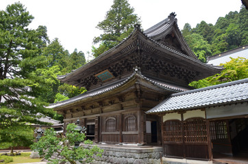 永平寺、仏殿と回廊