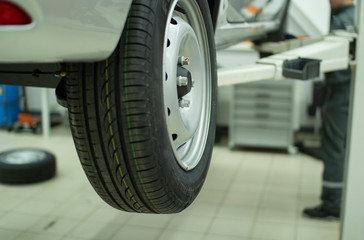 Cars in the service station. Maintenance of the car .