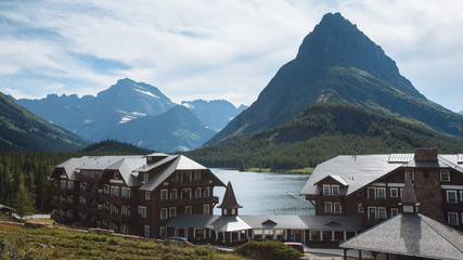 Fototapeta premium The Historic Many Glacier Hotel at Swiftcurrent Lake (Glacier National Park, MT)