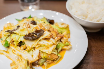 肉野菜炒め