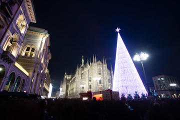 Fototapeta na wymiar Milan Duomo at Christmas time.