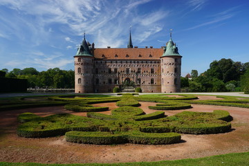 Fototapeta na wymiar Egeskov Slot / Castle, Denmark