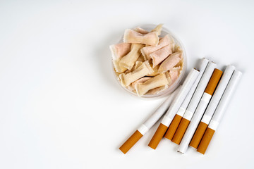 the choice of nicotine between snus and cigarettes, сopy space