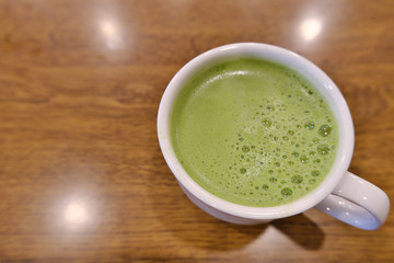 上から見た美味しい抹茶ラテ